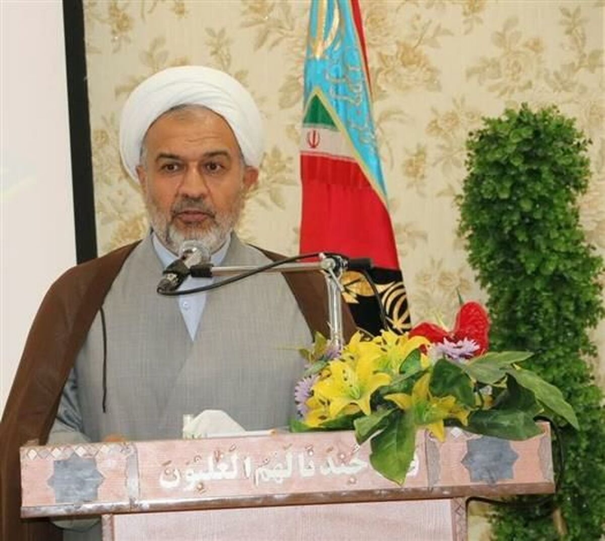 دشمنان به دنبال تفرقه افکنی میان آحاد جامعه هستند