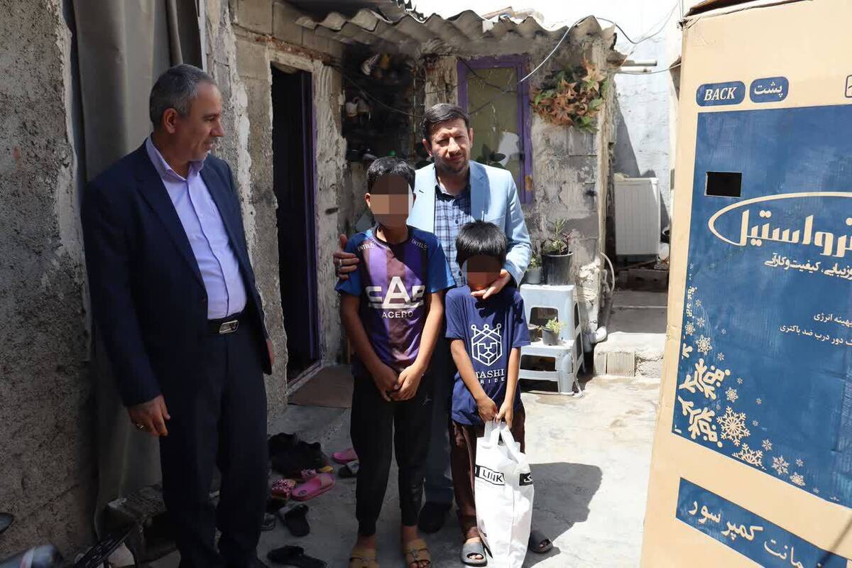 با همت دادگستری کل و کمک خیران استان بوشهر چند دستگاه ملزومات سرمایشی و بسته‌های معیشتی به خانواده‌های زندانیان استان اهدا شد