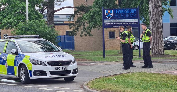 حمله با سلاح سرد در مدرسه‌ای در انگلیس