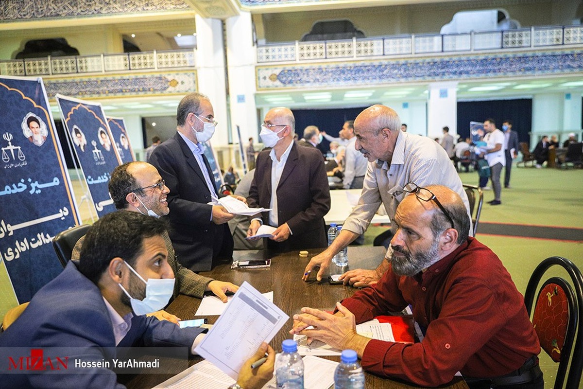 میز خدمت مسئولان قضایی در نماز جمعه تهران و سراسر کشور برگزار شد