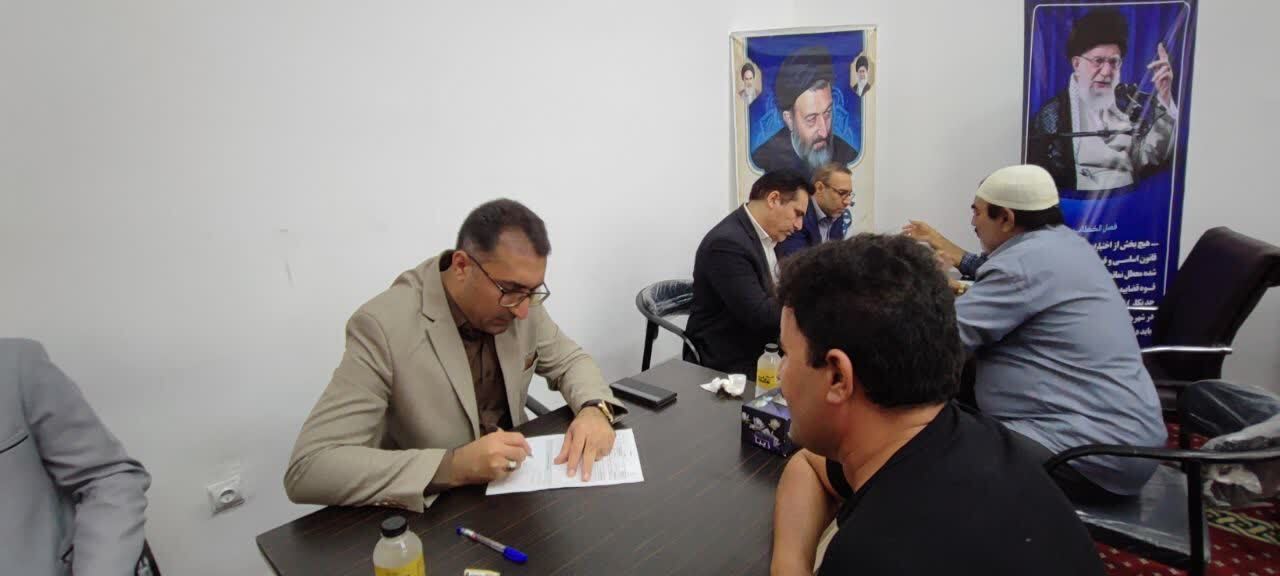 میز خدمت مسئولان قضایی در نماز جمعه تهران و سراسر کشور برگزار شد