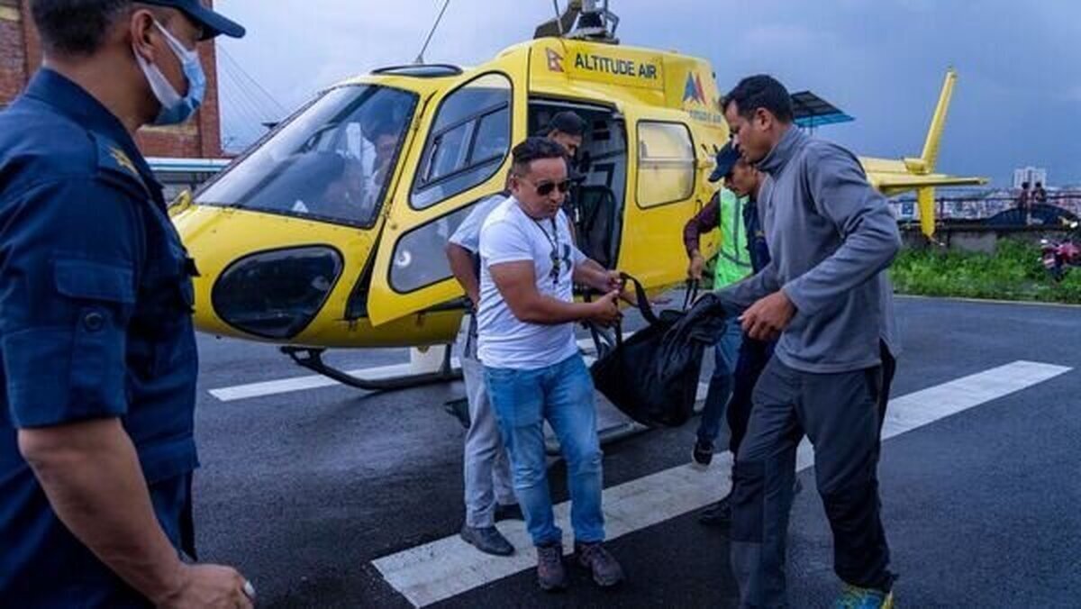 سقوط بالگرد گردشگران مکزیکی در نپال و مرگ سرنشینان