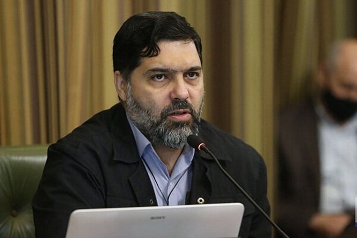 ضرورت ایجاد شرایطی مناسب برای امرار معاش دست‌فروشان