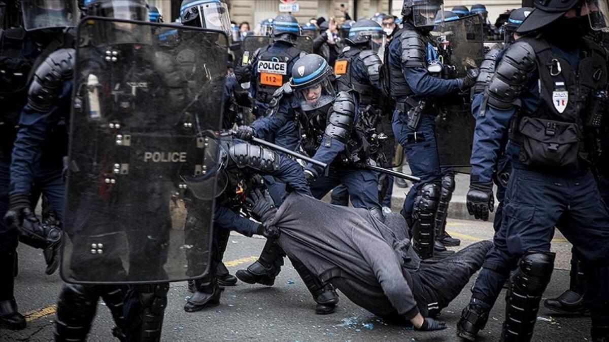 نژادپرستی پلیس فرانسه؛ تلاش الیزه برای انکار واقعیت