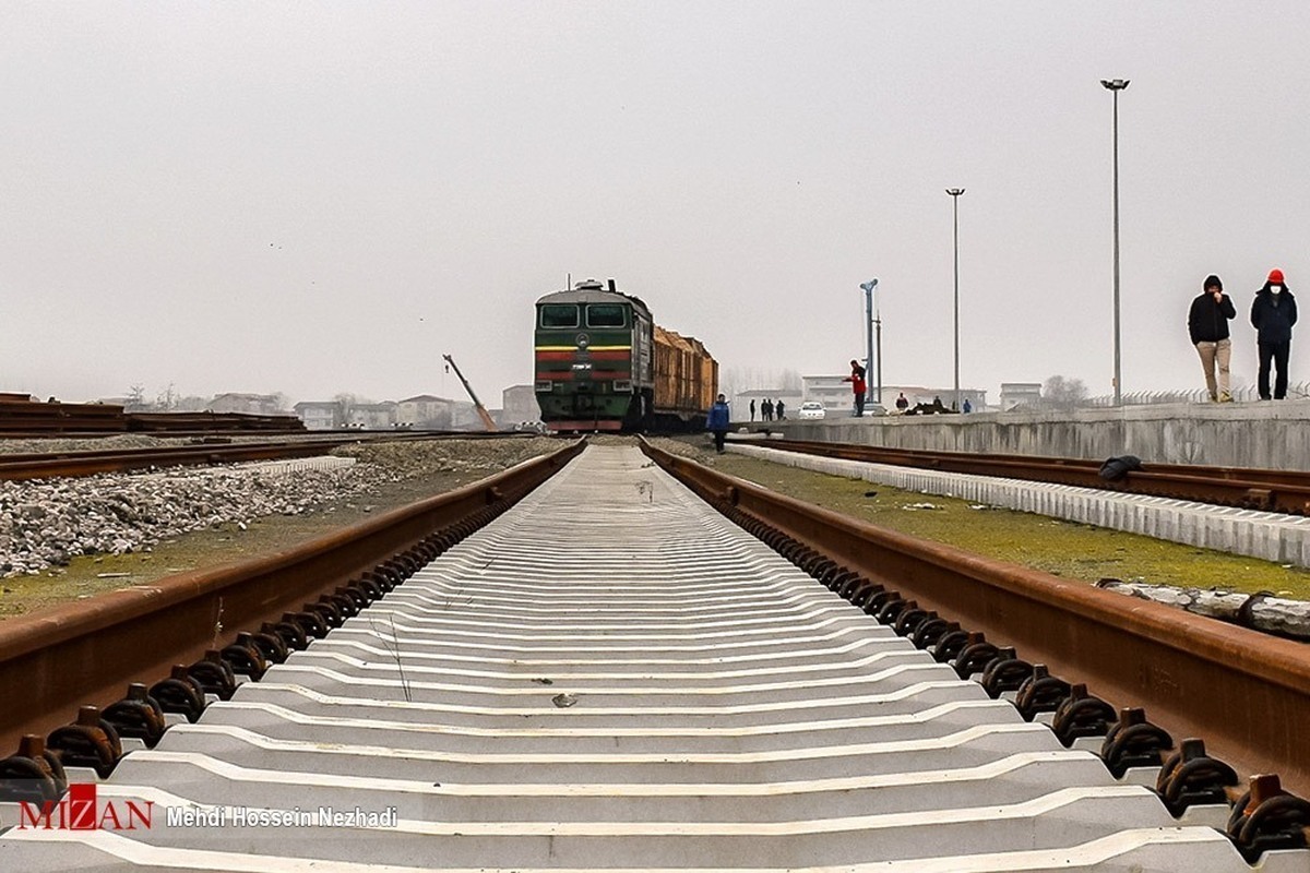 پیشرفت ۸۵ درصدی راه‌آهن همدان- سنندج
