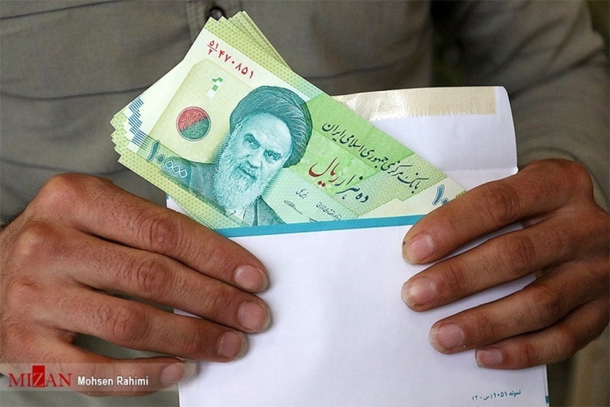 کارشناس اقتصادی: افزایش حقوق کارگران و کارمندان عامل افزایش تورم نیست