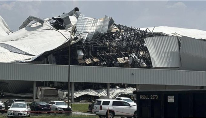 تخریب کارخانه داروسازی آمریکایی فایزر بر اثر طوفان تخریب کارخانه داروسازی آمریکایی فایزر بر اثر طوفان