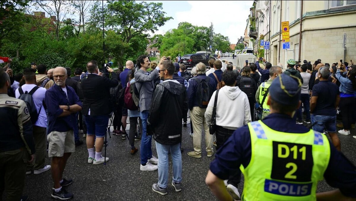 تجمع اعتراضی در مقابل سفارت عراق در سوئد