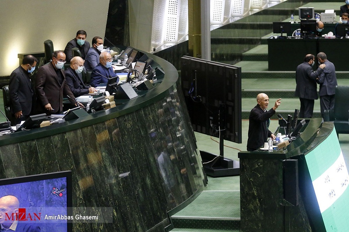 بررسی لایحه برنامه پنجساله هفتم توسعه با حضور مسئولان