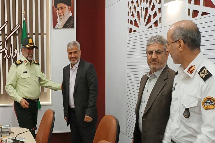 دیدار جمعی از فرماندهان انتظامی با رئیس کل دادگستری استان تهران/ القاصی: بیشترین تعامل دستگاه قضا میان دستگاهها و بخشهای مختلف با فراجا است دیدار جمعی از فرماندهان انتظامی با رئیس کل دادگستری استان تهران/ القاصی: بیشترین تعامل دستگاه قضا میان دستگاهها و بخشهای مختلف با فراجا است