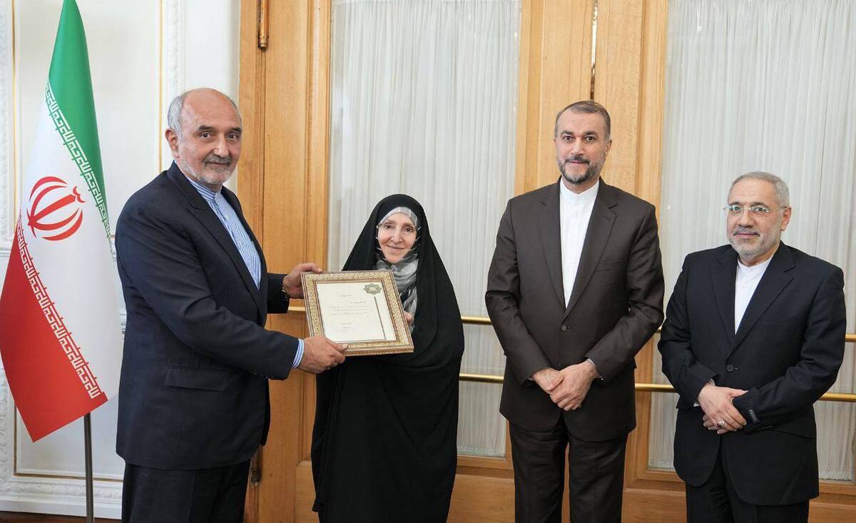 گمانه‌زنی‌های رسانه‌ای درباره جابجایی مدیرکل تشریفات وزارت امور خارجه تکذیب شد