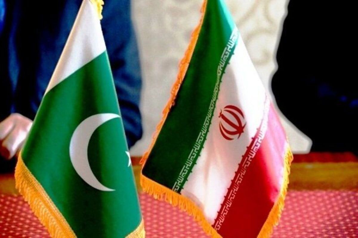 تاکید ایران و پاکستان بر راه‌اندازی بازارچه‌های مرزی و گسترش روابط اتاق‌های بازرگانی