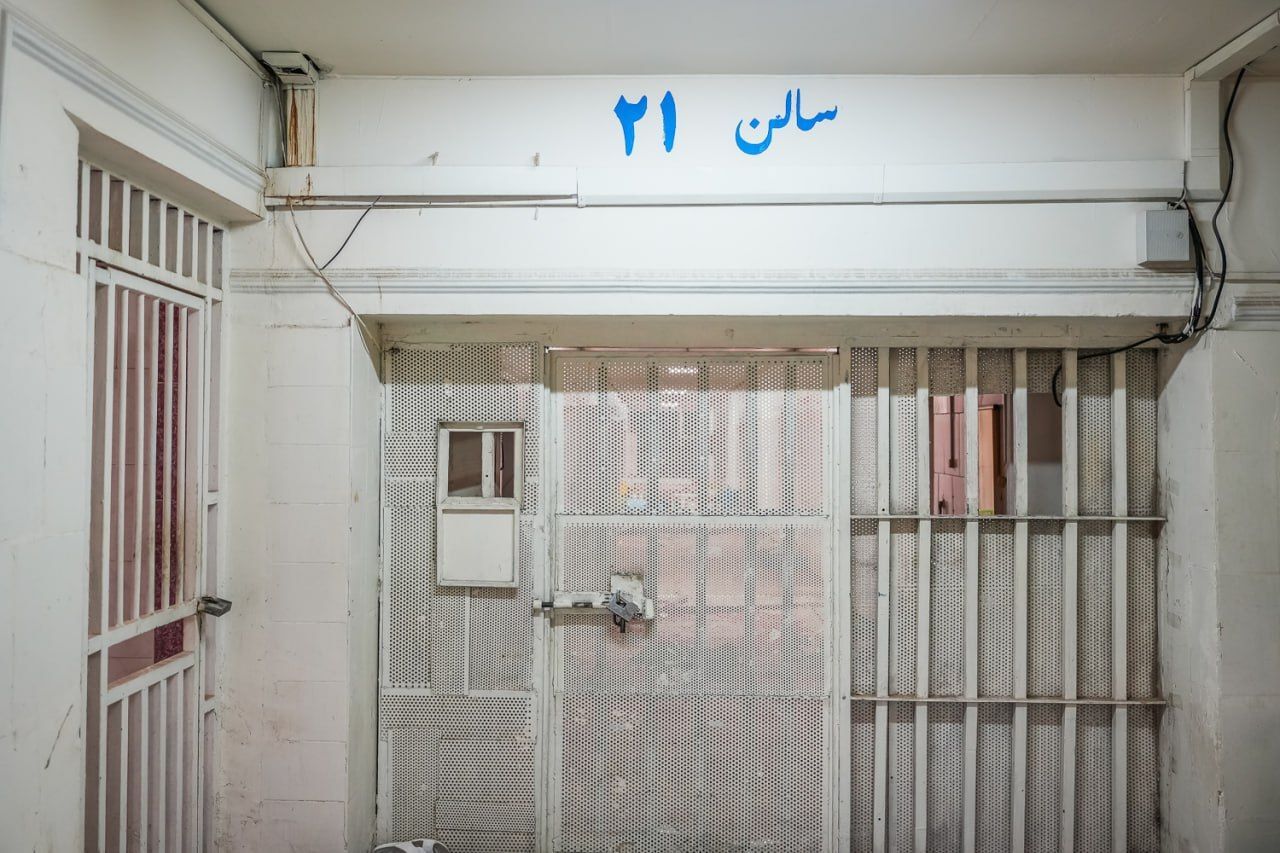 زندان رجائی‌شهر به صورت کامل تخلیه و تعطیل شد/ اقدام دستگاه قضا به منظور رفاه حال شهروندان و جامعه با انتقال زندان‎ها به حاشیه شهر‌ها