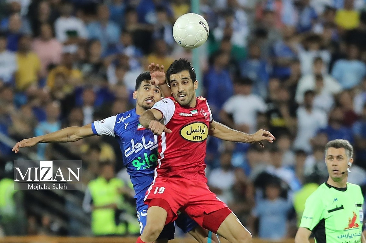 فنونیزاده: تعویق لیگ به نفع پرسپولیس هم بود/ خیلی راحت کامیابینیا را کنار گذاشتند فنونیزاده: تعویق لیگ به نفع پرسپولیس هم بود/ خیلی راحت کامیابینیا را کنار گذاشتند