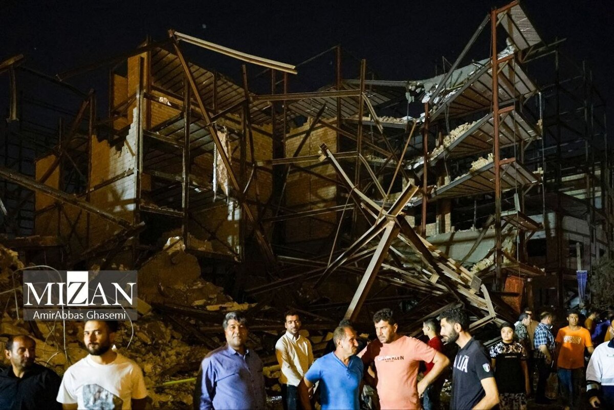 ورود میدانی دادستانی تهران به حادثه ریزش ساختمان در منطقه خلازیر و تعیین بازپرس ویژه بدین منظور