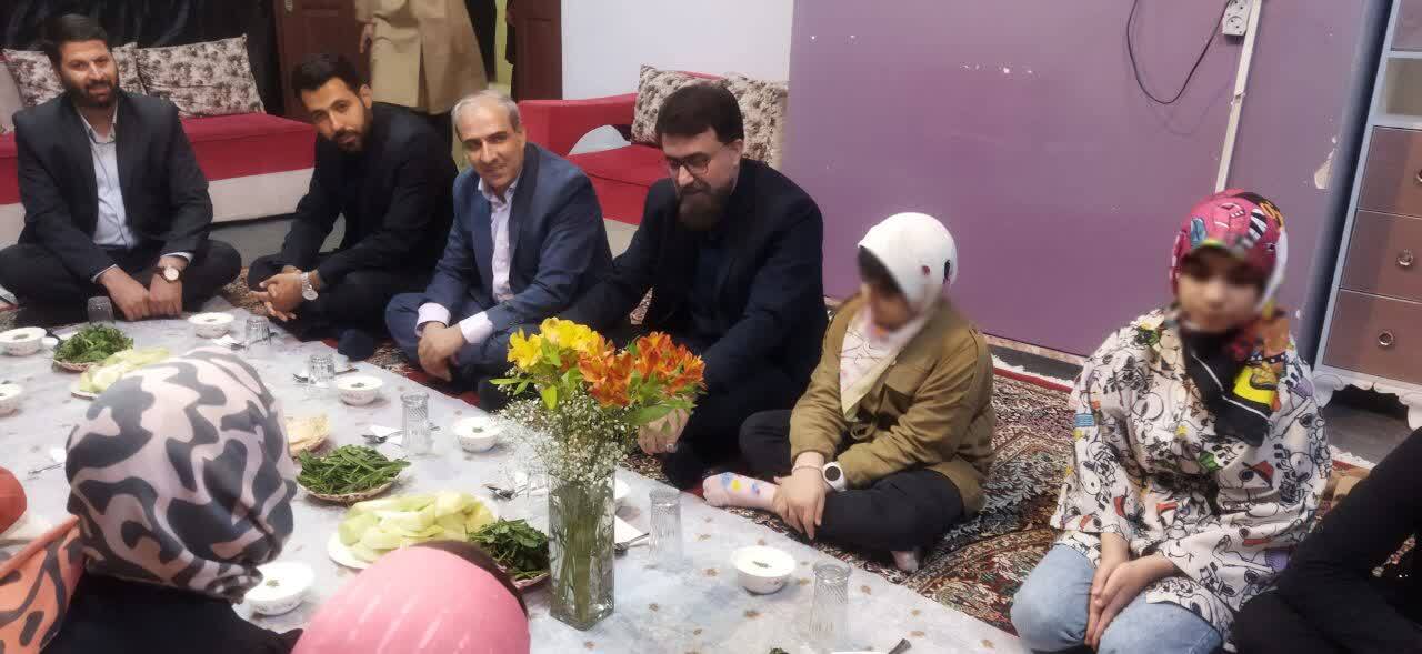 با ورود دادستانی استان قزوین ۴ کودک شیر خوارگاه حلیمه قزوین صاحب خانواده شدند