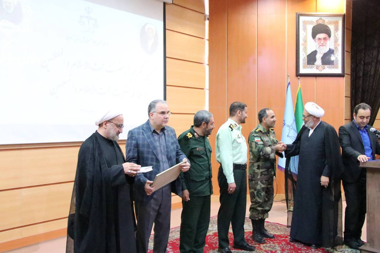 معاون اول قوه قضاییه: اتاق فکر دشمن در حال برنامه ریزی برای دو قطبی سازی کشور است معاون اول قوه قضاییه: اتاق فکر دشمن در حال برنامه ریزی برای دو قطبی سازی کشور است