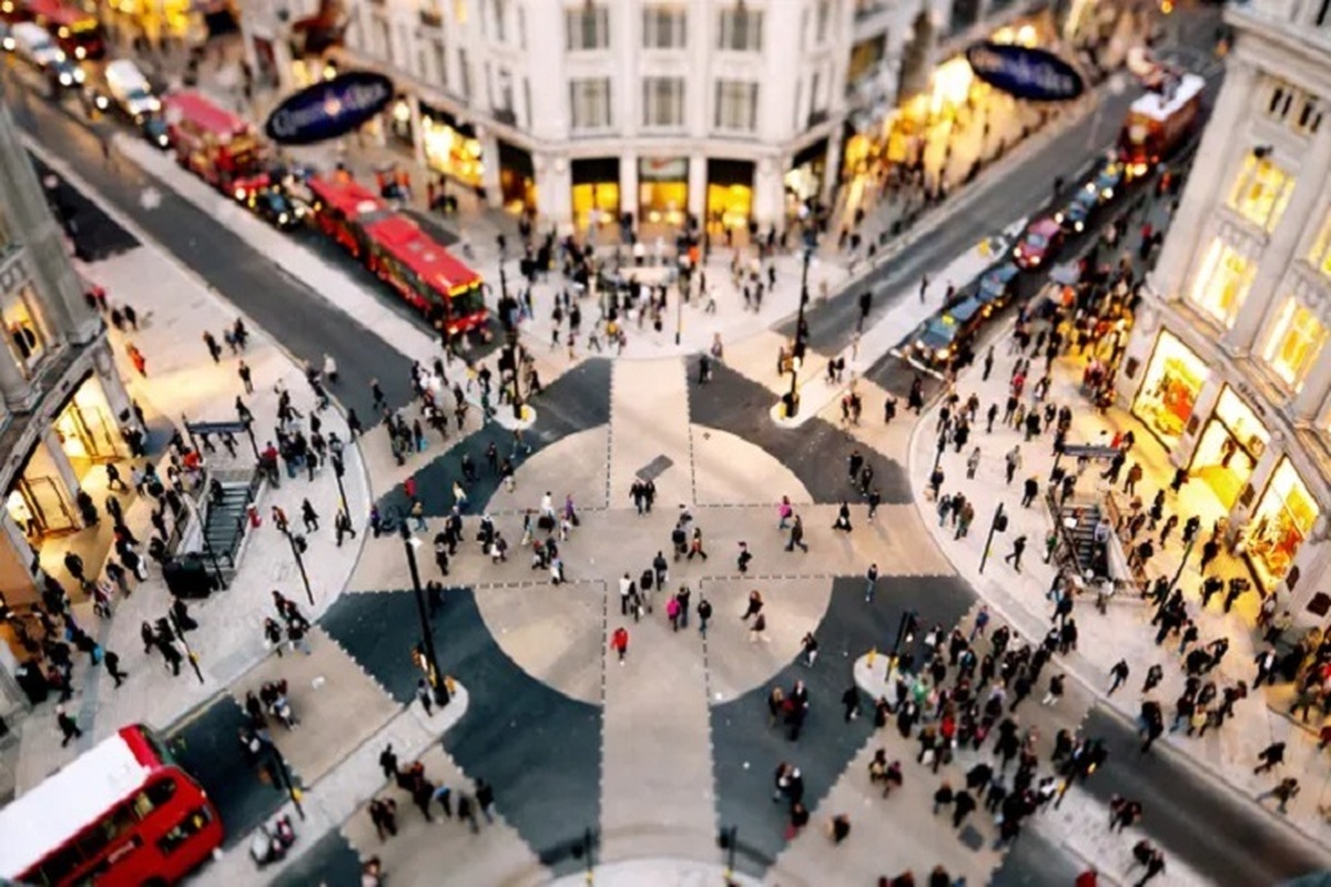 استقرار افسران پلیس انگلیس در پی احتمال تجمع نوجوانان در لندن