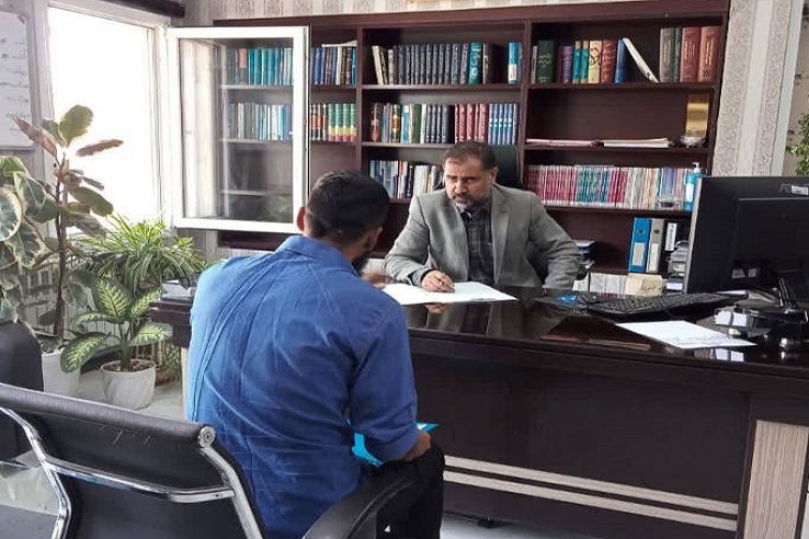 ملاقات مردمی مسئولان قضایی شهرستان ملارد با ۳۱۴ نفر از مردم طی ۴ ماه ابتدایی ۱۴۰۲