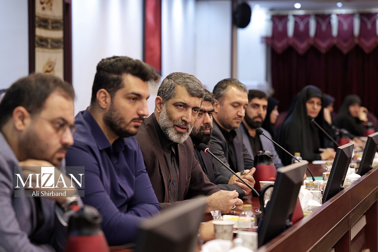 توصیه‌های حجت‌الاسلام‌والمسلمین محسنی اژه‌ای به مدیران رسانه‌ای دستگاه قضا/ قوه‌قضاییه داده‌های ذی‌قیمتی دارد که در جهت آگاهی‌بخشی، افزایش سواد حقوقی مردم و پیشگیری از وقوع جرائم، بسیار مفید هستند/ فعالان رسانه‌ای در دستگاه قضایی با ابتکار عمل، سازوکار‌هایی را برای اطلاع‌رسانی به شیوه‌های متنوع و افزایش تعاملات با گروه‌های مختلف اجتماعی تدوین و عملیاتی سازند