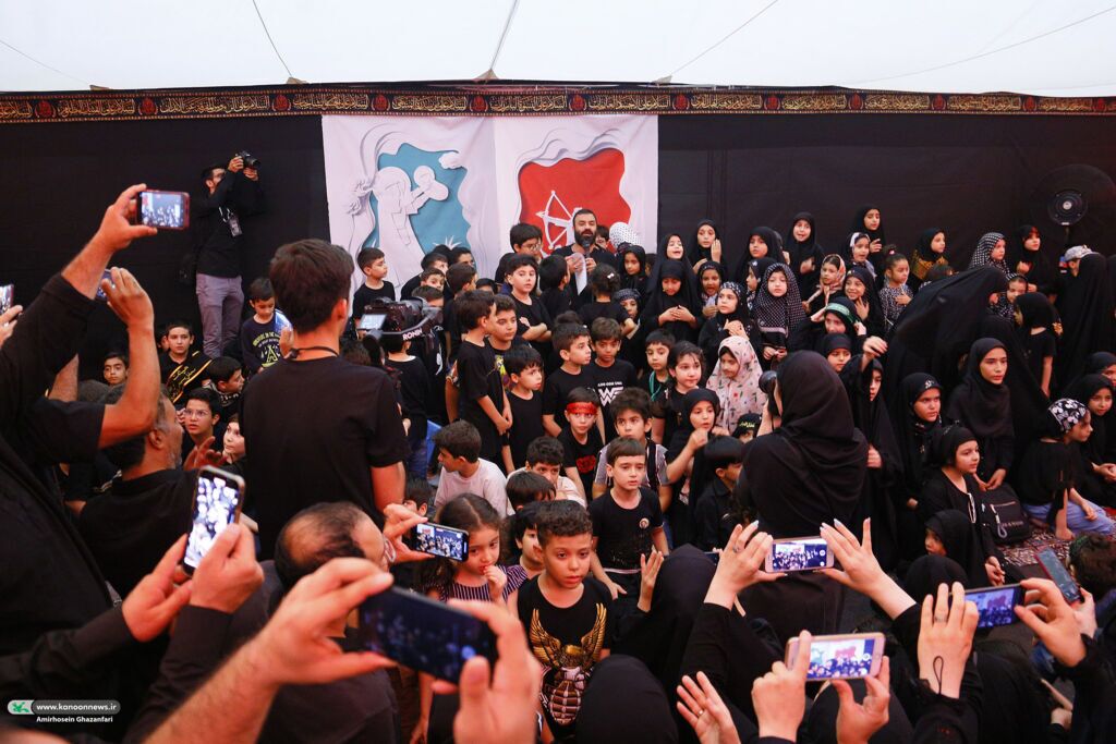 برگزاری گردهمایی کودکان عاشورایی/ عهد کودکان با امام خوبان برگزاری گردهمایی کودکان عاشورایی/ عهد کودکان با امام خوبان