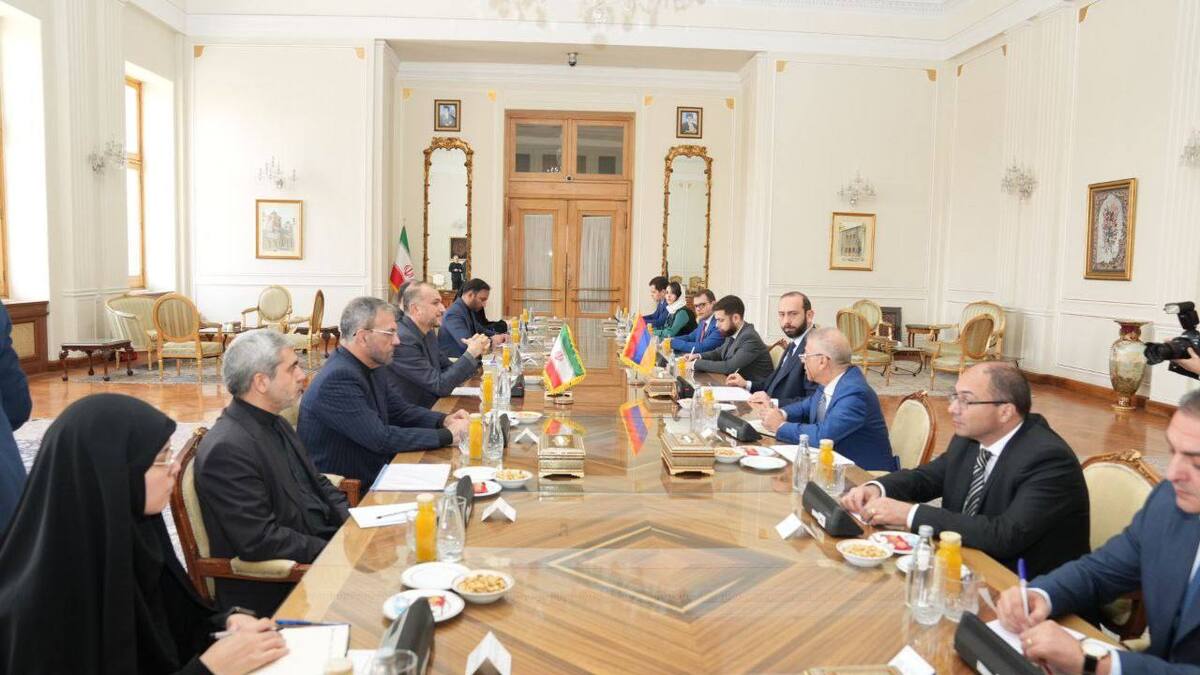امیرعبداللهیان: ایران از مذاکرات صلح بین آذربایجان و ارمنستان استقبال می‌کند