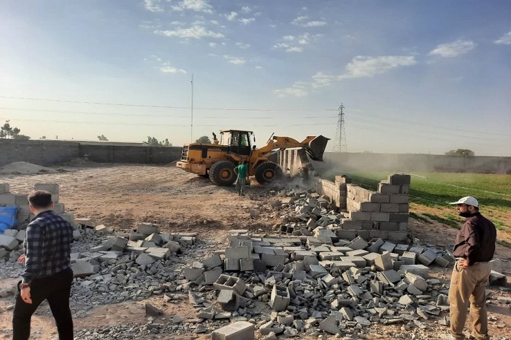 ۴۰ هزار مترمربع از اراضی کشاوری روستای داوود آباد قرچک قلع و قمع شدند ۴۰ هزار مترمربع از اراضی کشاوری روستای داوود آباد قرچک قلع و قمع شدند