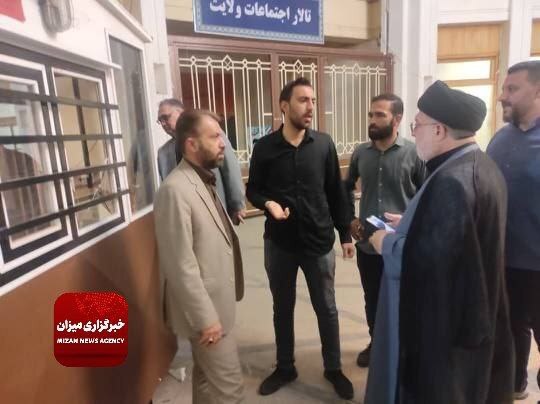 حادثه تیراندازی در حرم مطهر شاهچراغ(ع)/۸ زخمی تاکنون/یکی از تروریست‌ها دستگیر شد