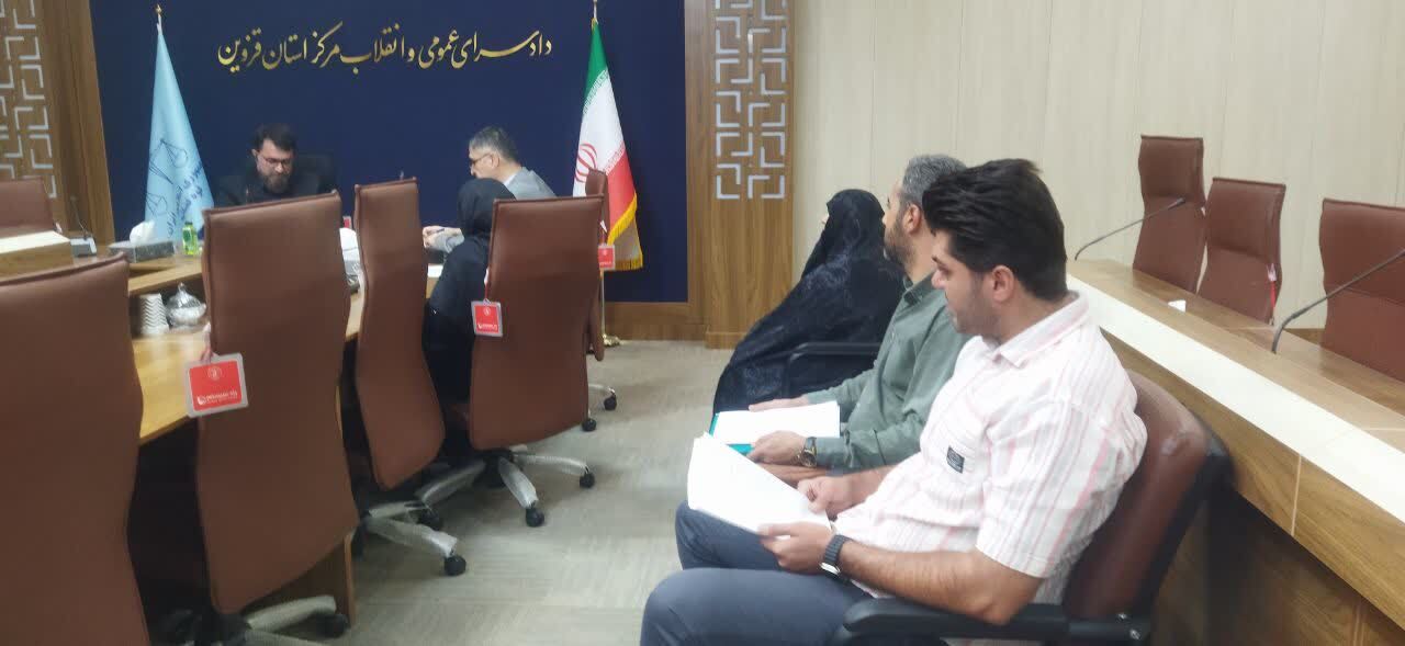 دادستان قزوین در ملاقات مردمی دستور رسیدگی به مشکلات ۵۵ نفر را صادر کرد