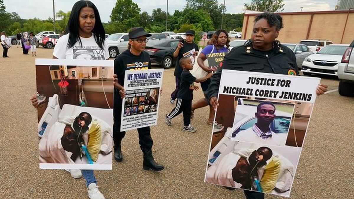 محکومیت ۶ افسر پلیس آمریکا در پرونده شکنجه ۲ شهروند سیاهوست