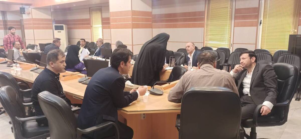 رئیس کل دادگستری استان بوشهر دستور رسیدگی به مشکلات و درخواست‌های حقوقی و قضایی ۶۰ نفر را صادر کرد