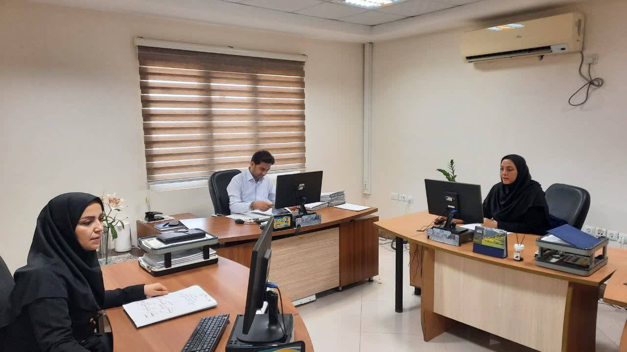 بیش از ۳۵۰ سند مالکیت در قالب پویش نذر خدمت کارکنان اداره کل ثبت اسناد و املاک استان بوشهر در تاسوعا و عاشورای حسینی صادر شد بیش از ۳۵۰ سند مالکیت در قالب پویش نذر خدمت کارکنان اداره کل ثبت اسناد و املاک استان بوشهر در تاسوعا و عاشورای حسینی صادر شد