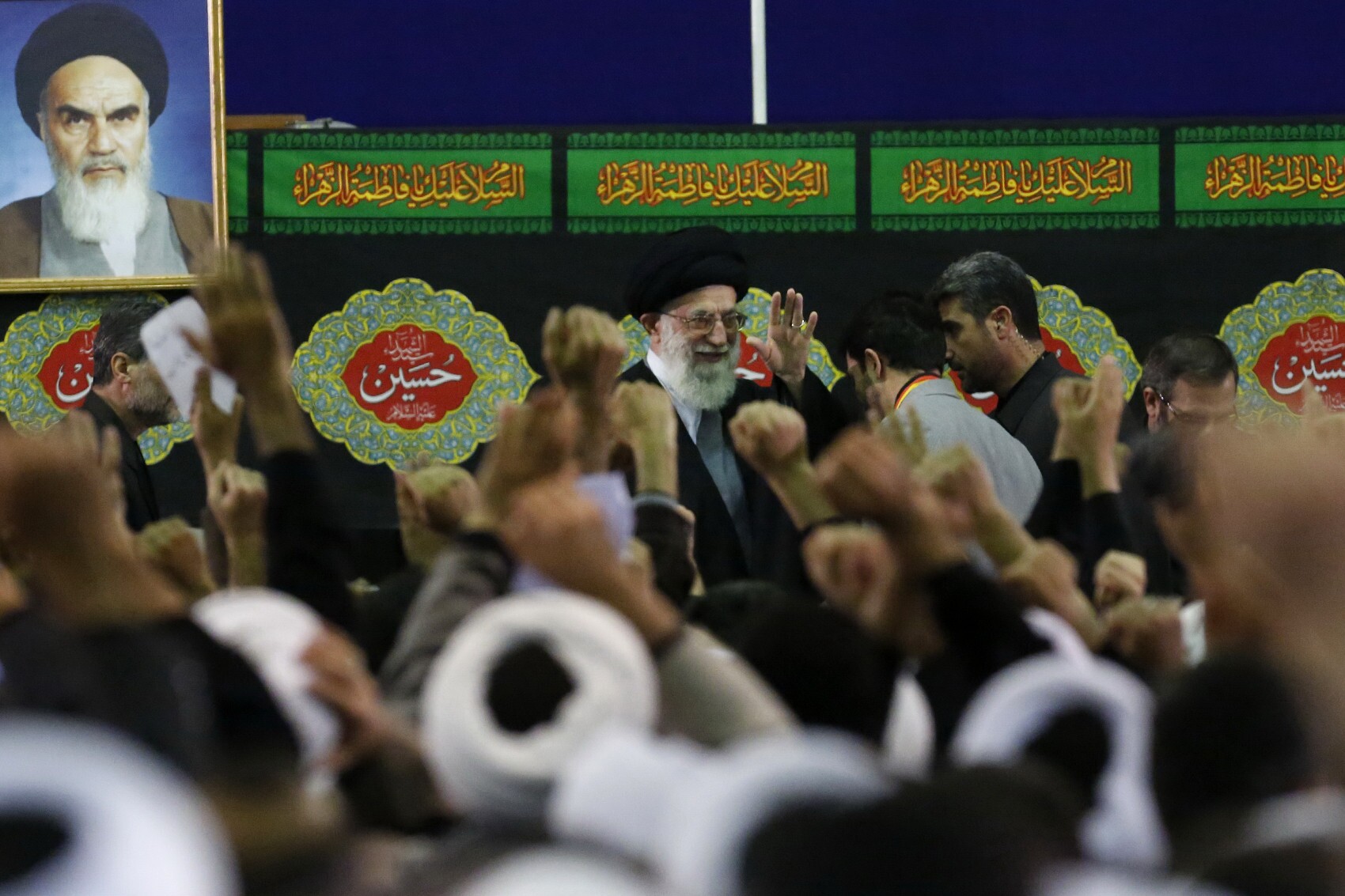 قطعاً اسلام، زنده به عاشورا و به حسینبنعلی (علیهالسّلام) است قطعاً اسلام، زنده به عاشورا و به حسینبنعلی (علیهالسّلام) است