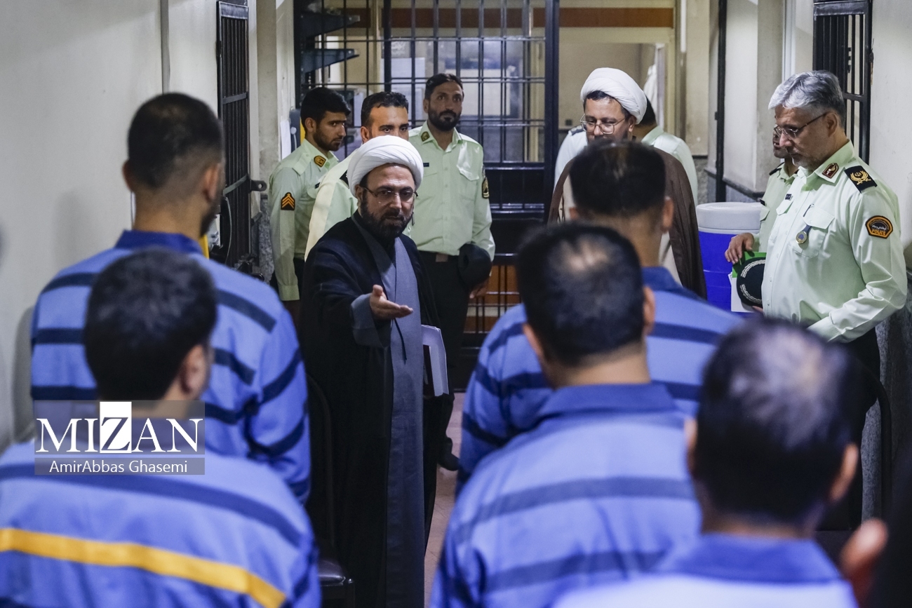 دادستان نظامی استان تهران از اندرزگاه فراجا بازدید کرد دادستان نظامی استان تهران از اندرزگاه فراجا بازدید کرد