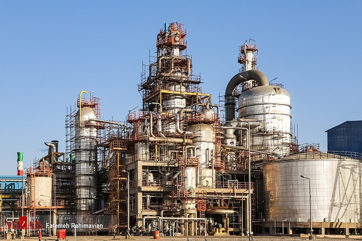 حمایت دستگاه قضا از تولید/ کمک دادگستری استان خوزستان به حل مشکلات پتروشیمی مسجدسلیمان و جلوگیری از بیکاری ۳ هزار کارگر