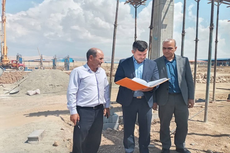 بازدید دادستان از شهرک صنعتی بناب