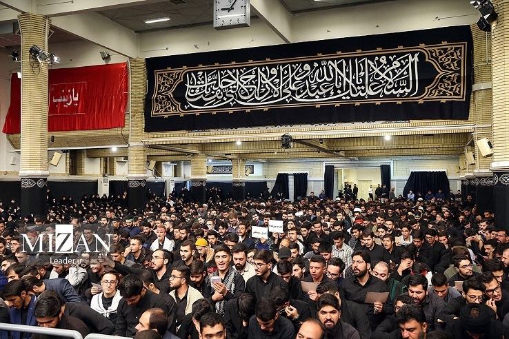 مراسم عزاداری دانشجویان بهمناسبت اربعین حسینی علیهالسلام در محضر رهبر انقلاب اسلامی مراسم عزاداری دانشجویان بهمناسبت اربعین حسینی علیهالسلام در محضر رهبر انقلاب اسلامی