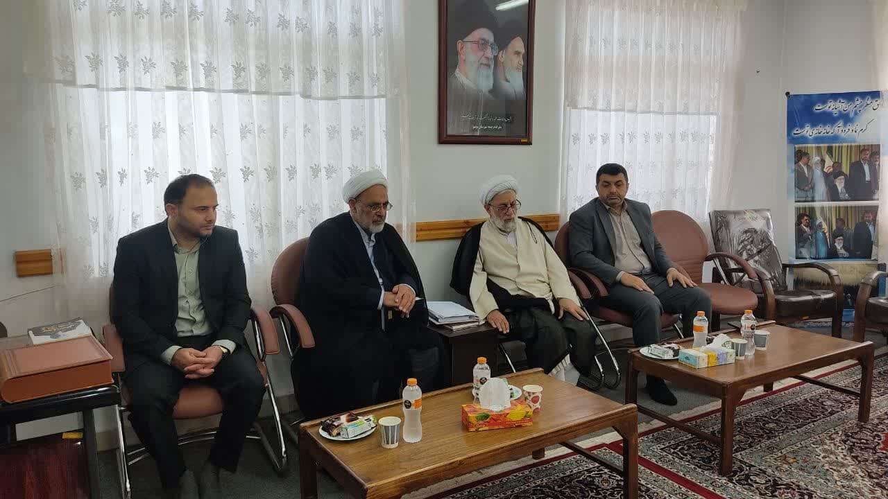 رئیس کل دادگستری مازندران از دادگستری شهرستان نوشهر و زندان مرکزی این شهرستان بازدید کرد