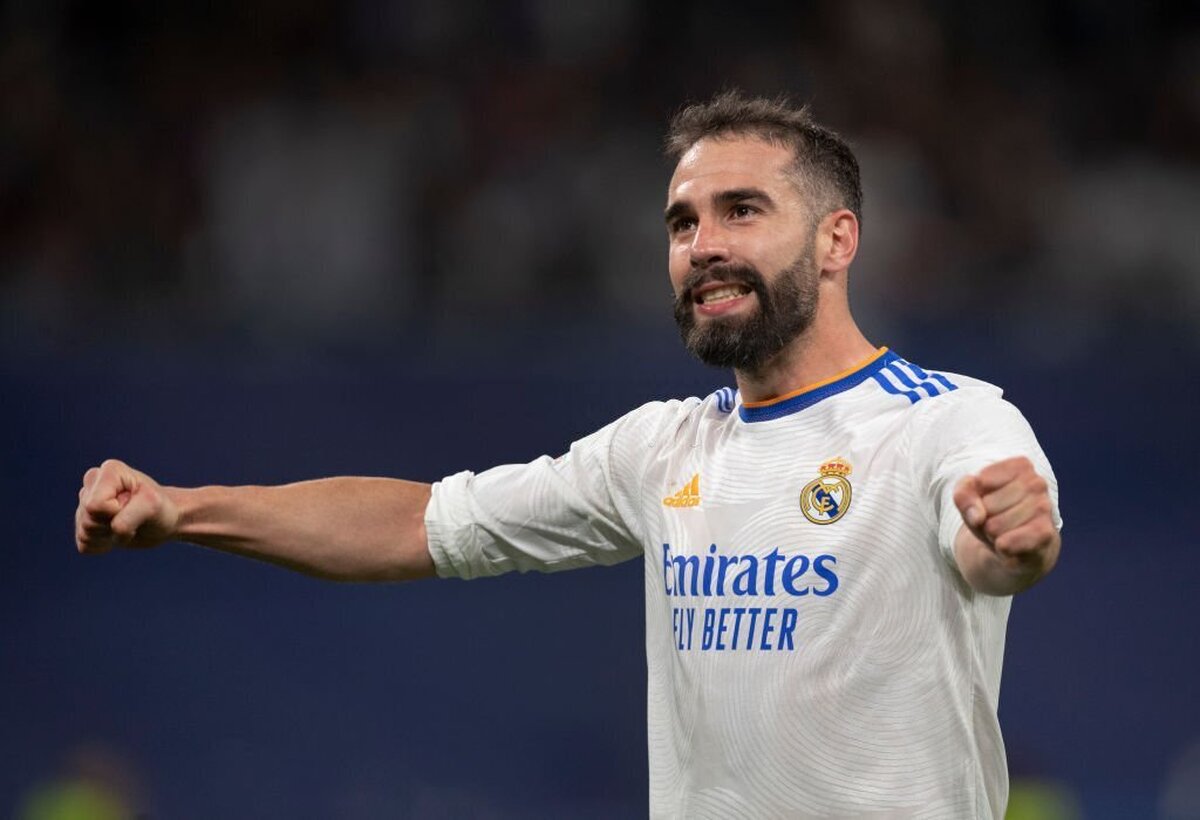 واکنش مدافع رئال مادرید به اتهام آزار جنسی و رابطه با یک حزب سیاسی