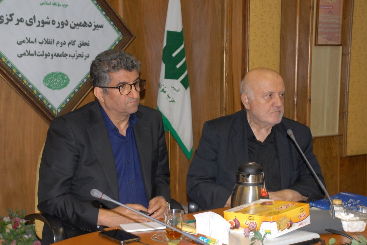 شهریاری: پرسپولیس و استقلال فرزند ناتنی فوتبال هستند/ وقتی آمدیم پرسپولیس بدهی میلیاردی داشت