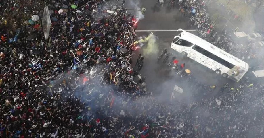 استقبال فوتبالدوستان ایرانی از رونالدو: یک رویداد عادی با تفاسیری غیرعادی استقبال فوتبالدوستان ایرانی از رونالدو: یک رویداد عادی با تفاسیری غیرعادی