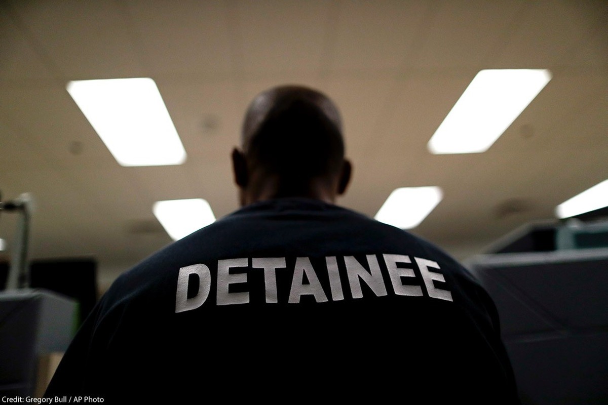 بررسی وضعیت زندان فولتون؛ تبعات بازداشت پیش از محاکمه در زندان‌های آمریکا