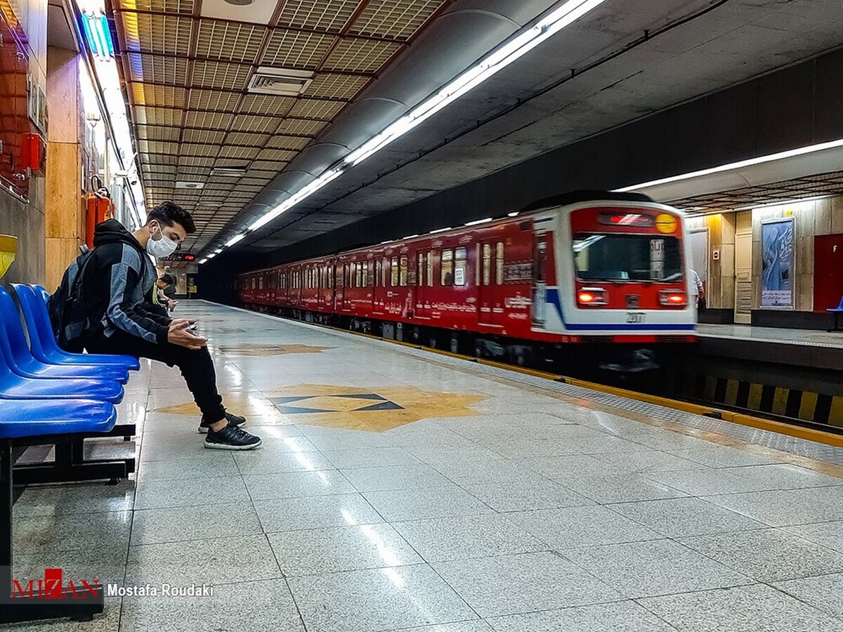 اجرای طرح استقبال از مهر در ایستگاه‌های خط یک مترو تهران