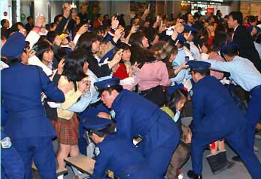 استقبال فوتبالدوستان ایرانی از رونالدو: یک رویداد عادی با تفاسیری غیرعادی استقبال فوتبالدوستان ایرانی از رونالدو: یک رویداد عادی با تفاسیری غیرعادی