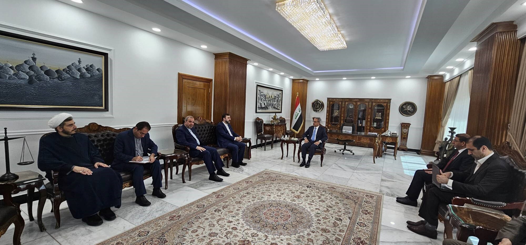 توافقات قوای قضائیه ایران و عراق برای مقابله با گروه‌های تروریستی در جریان سفر غریب‌آبادی به بغداد/ تحویل ۳۸ درخواست استرداد اعضای گروهک‌های تروریستی به رئیس شورایعالی قضایی عراق