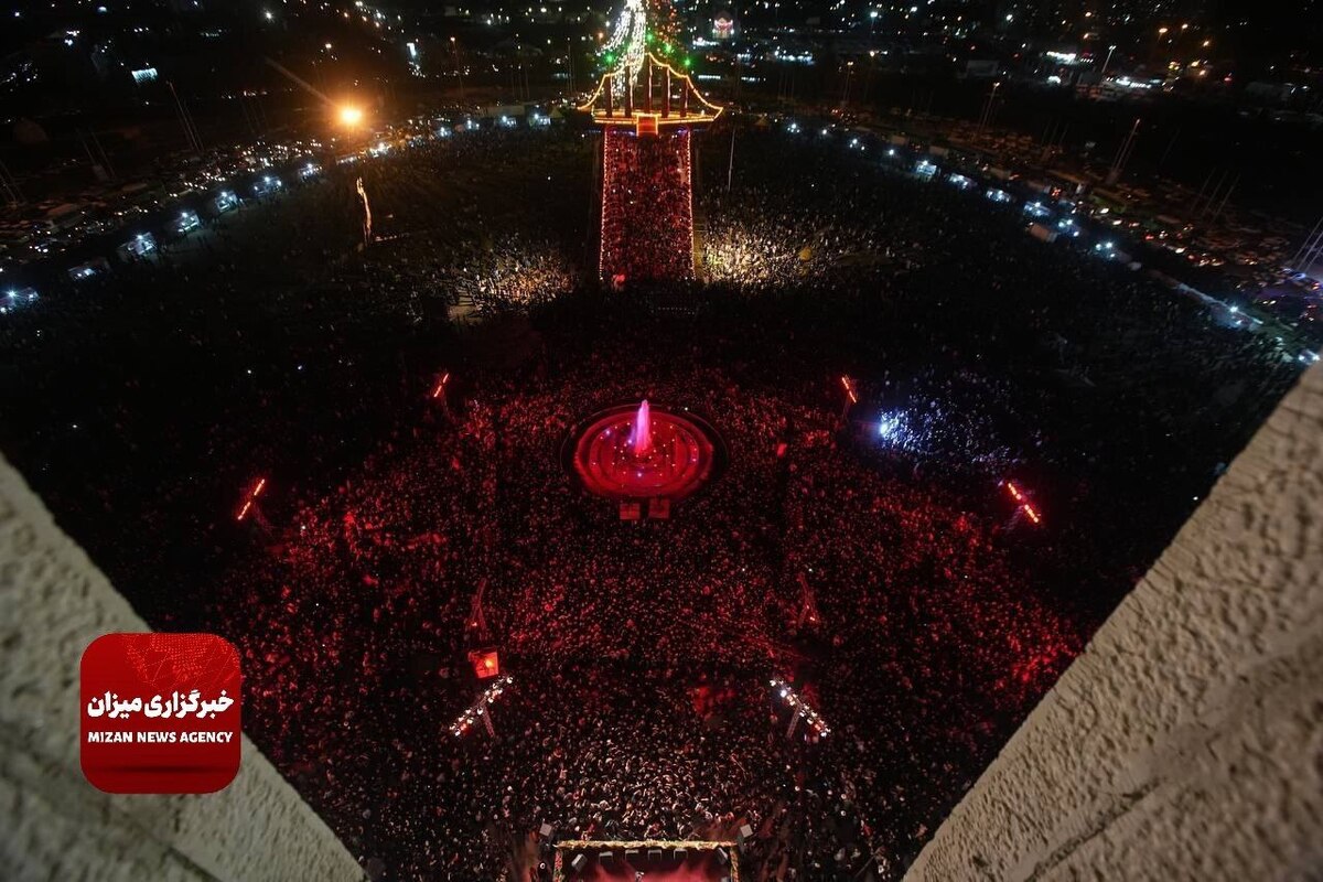 تصاویر هوایی از اجتماع بزرگ اربعینی‌ها در میدان آزادی تهران