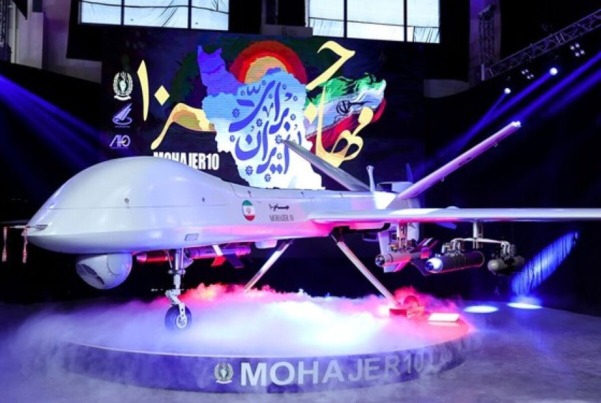 قابلیت‌های «مهاجر ۱۰»؛ از مداومت پروازی ۲۴ ساعته تا حمل تسلیحات مختلف