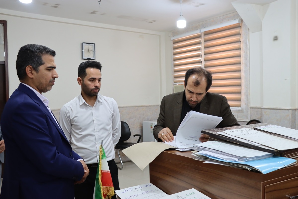 رئیس کل دادگستری خوزستان از حوزه قضایی ماهشهر بازدید کرد رئیس کل دادگستری خوزستان از حوزه قضایی ماهشهر بازدید کرد