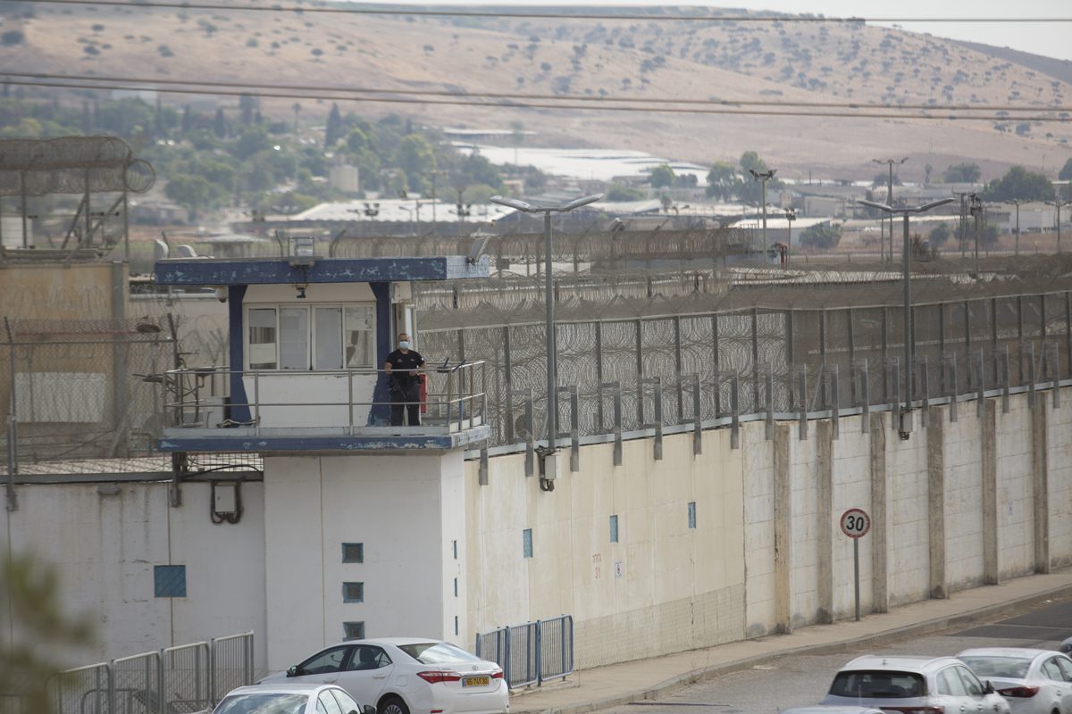 بحران انسانی در غزه؛ در بزرگ‌ترین زندان روباز جهان چه می‎گذرد؟