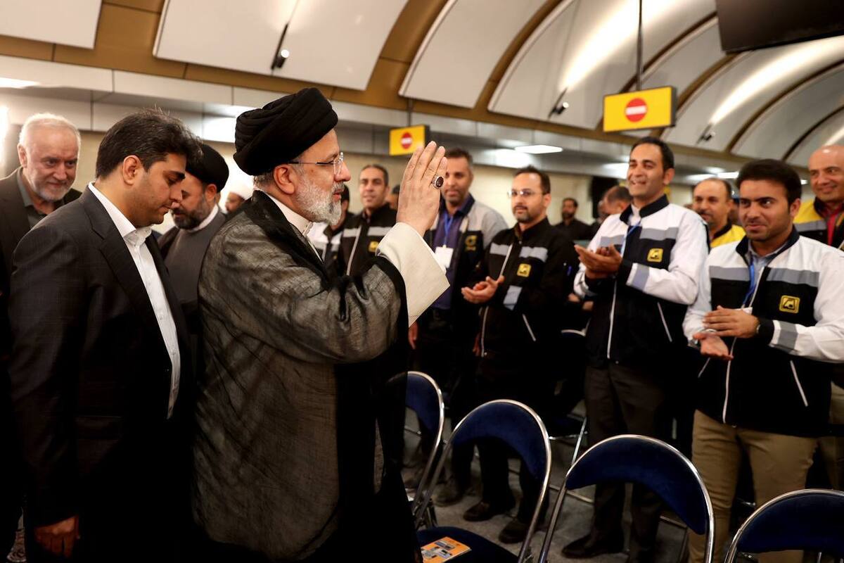 رئیس جمهور: مترو بهترین وسیله برای کاهش آلایندگی و تسهیل و تسریع سفر‌های شهری است